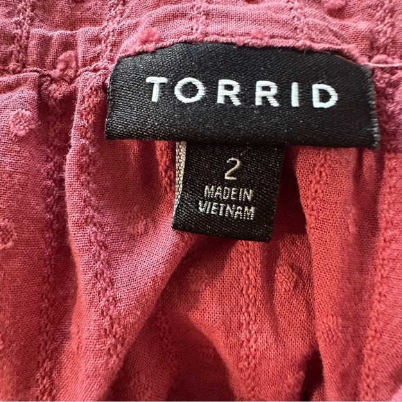 Torrid Textured Pink Top - Picture 3 of 4
